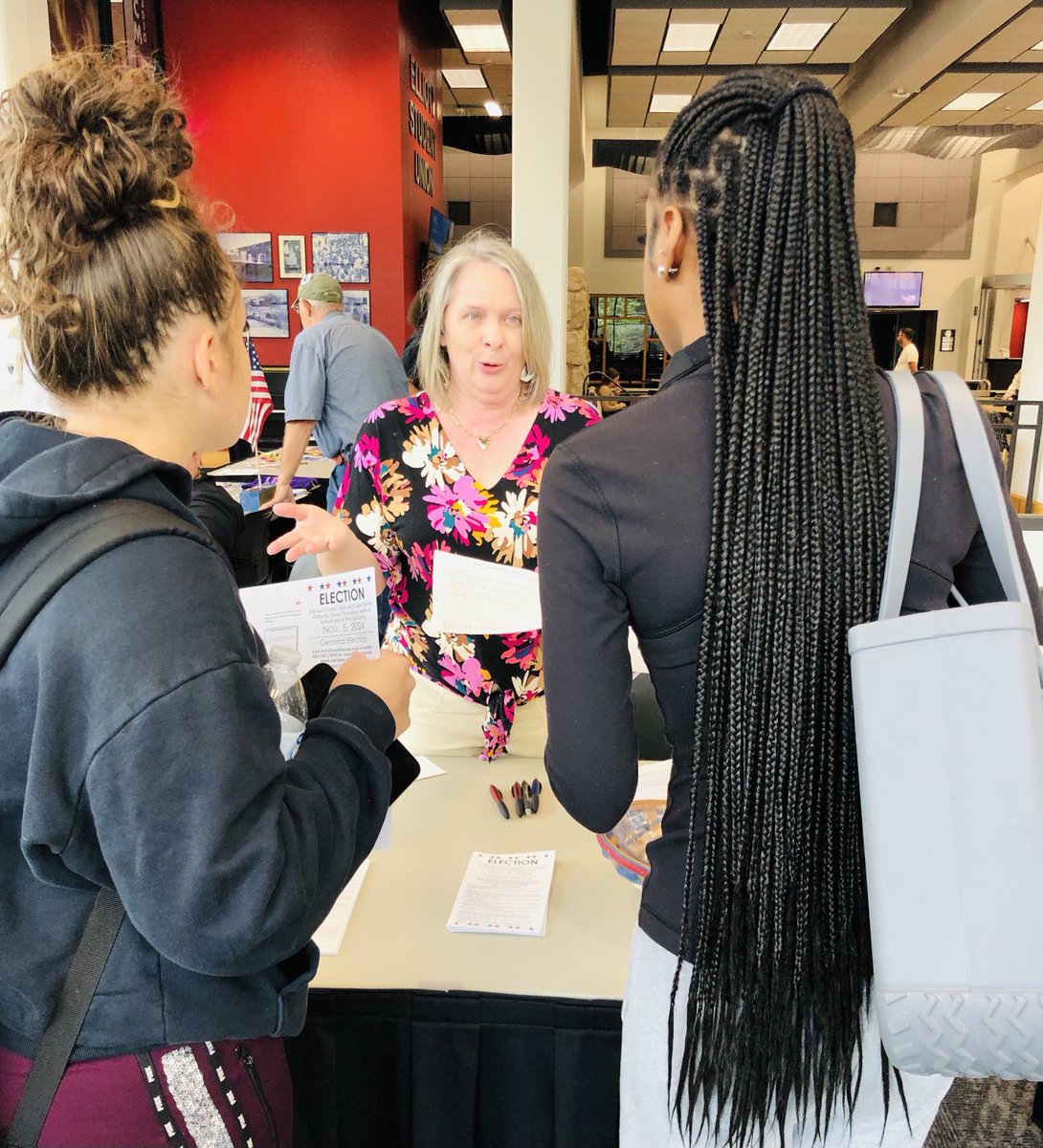 UCMGovRelations's tweet photo. Campaign Mall ⁦@UCMElliottUnion⁩ today.  A project of ⁦⁦⁦⁦American Democracy Project ⁦@ADPaascu⁩ 
Good to interact with candidates and register to vote. ⁦@UCentralMO⁩ https://t.co/kfplccXqzK