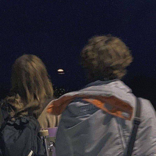 ‌
قال عنها :
-   أحببتها حتى أقنعتني أن ما مر من العمر قبل مجيئها ڪان انتظاراً لها  🤎🫰🏻. "" ". ""._