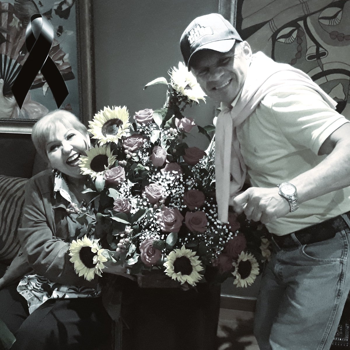 Adiós amiga mía, Adiós comadre, 
Gracias por tantas cosas vividas. 
Gracias por querer a mi familia. 
Gracias por cada día que pasamos en set. 
Por tus risas, locuras y diversión. 
D.E.P. siempre quedará tu legado en nuestros corazones 
Adiós mi gordita