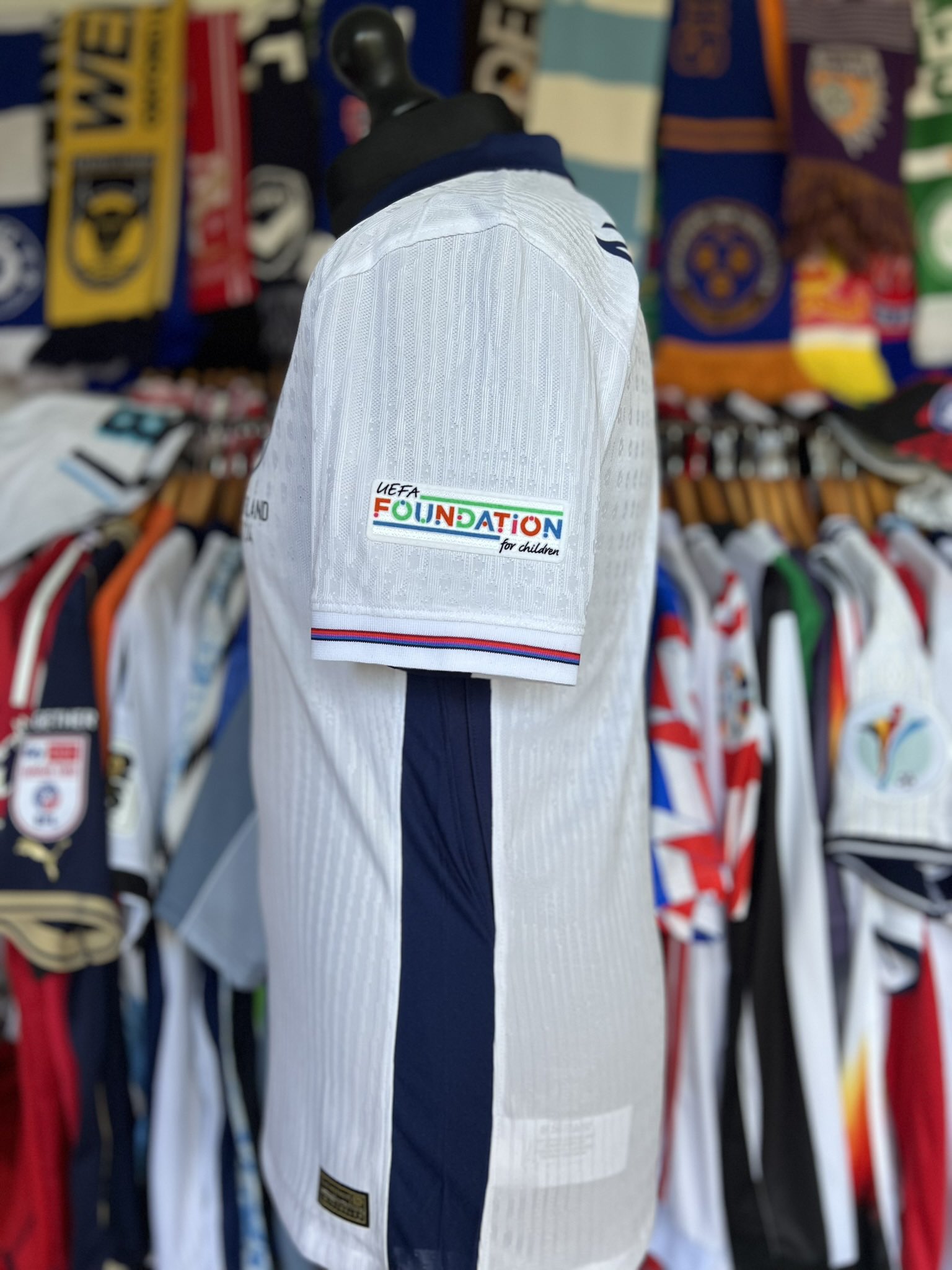 イングランド ALEXANDER-ARNOLD 8番シャツ EURO2024仕様 England Nike Away Stadium Shirt 2024 with Alexander-Arnold 8