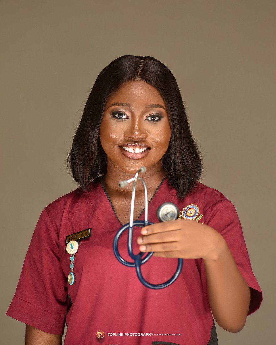 lumzzzzA's tweet photo. This God is too good, because where will I be without him today 

I got inducted into the Nursing and Midwifery Council of Nigeria🥹

Reintroducing 
AGORI OLUWAPELUMI OYINMESIDO RN, RM, RPHN,BNSC( BOWEN) https://t.co/shZCj0njwO