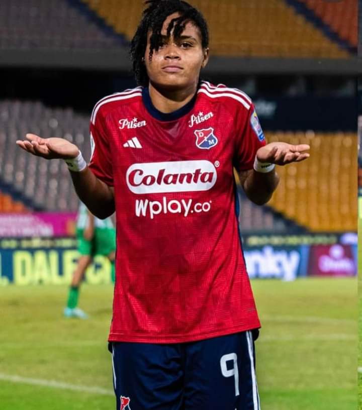 Greicy Landazuri es nueva jugadora del deportivocalifemenino 

La jugadora llega proveniente del Independiente Medellín y es la cuarta contratación del equipo dirigido por el entrenador Ortiz para afrontar la Copa Libertadores 2024.

Créditos: @impactodeportivo1 

 #califemenino