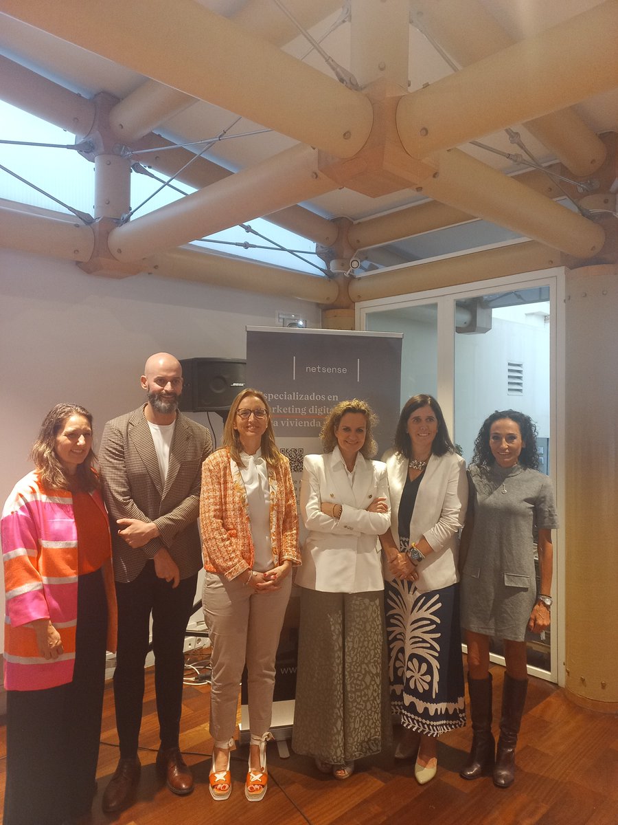 Todo preparado para hablar de Cómo generar marca en el sector de Living en el Pabellón de Papel <a href="/IEbusiness/">iebusiness</a>. Encantados de patrocinar este evento de #RealEstate