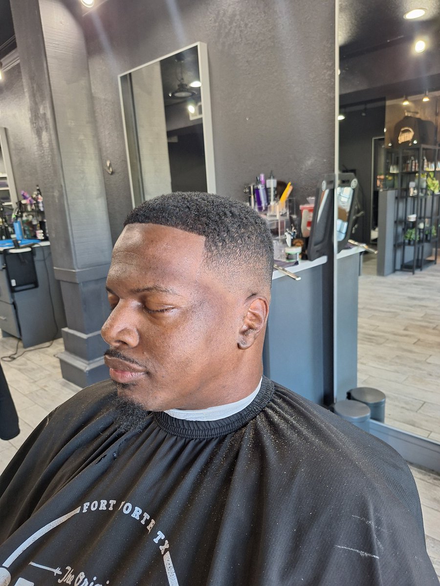 WDemonshae's tweet image. #LateUploadFromLastNight #Baldfade #BaldFadeHaircut #ImFaded