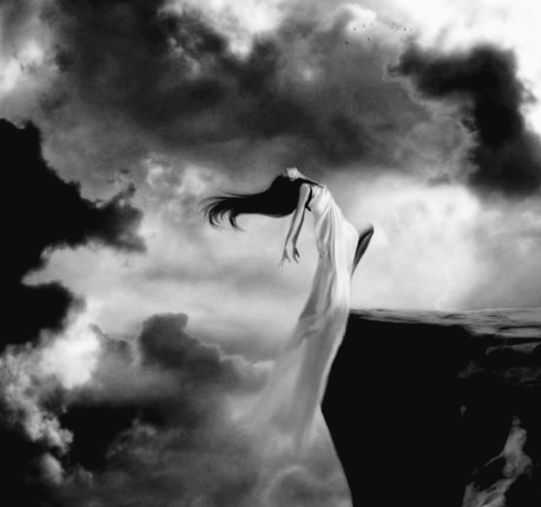 o_elixir's tweet image. Je me laisse tomber dans les abysses. 
Je m"accroche aux racines du vide.
Je chute dans mes plus intimes profondeurs. 
Je m'effraie à aimer ce vertige de mon néant...