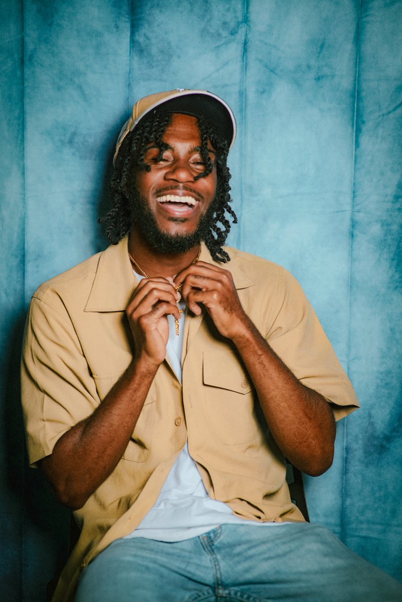 nlshuncho's tweet photo. “Math taught me to divide, English taught me to write, but College taught me to Survive” - Huncho #snrszn 📚 https://t.co/2hdKQZAS7J