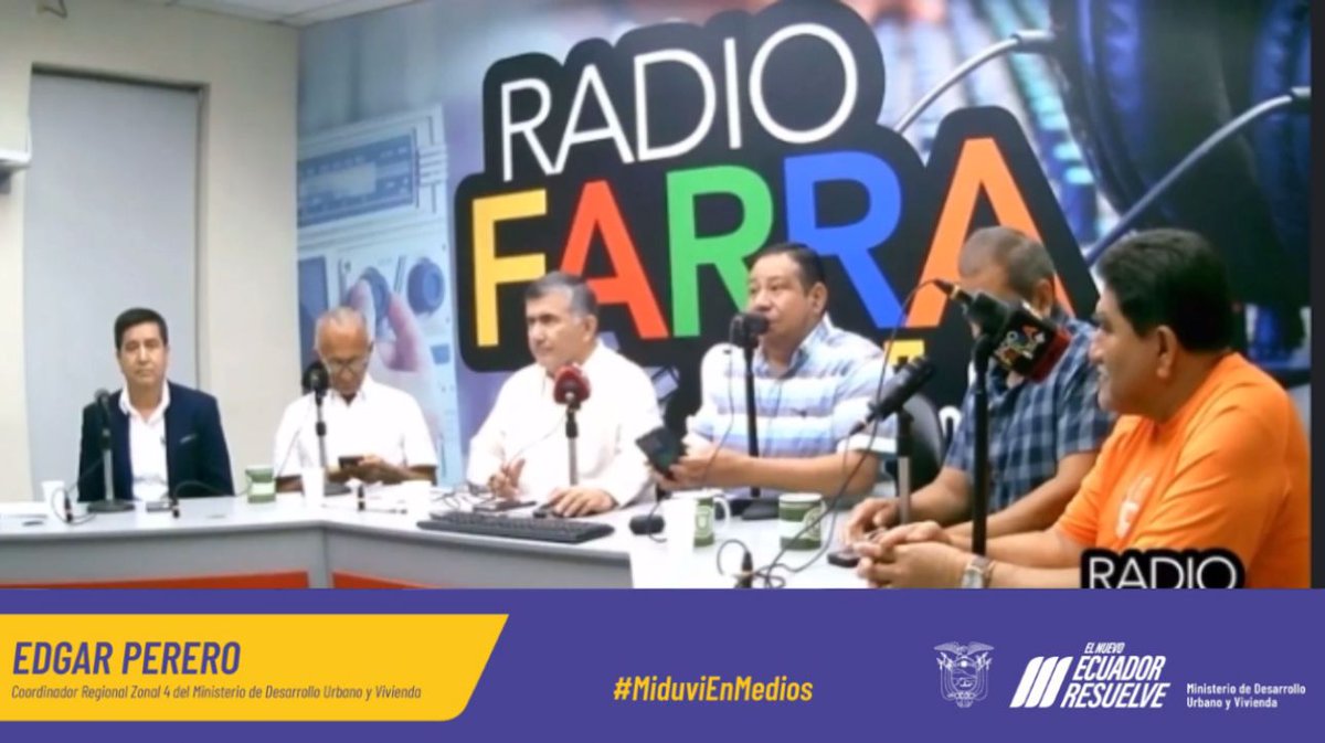 ViviendaEc's tweet photo. #MiduviEnMedios 🎙️ | Nuestro Coordinador Regional #Zonal4, en @RadioFarra957, brindó detalles sobre los proyectos que implementamos en beneficio de la ciudadanía. 🏡
Construcción de zonas inclusivas, soluciones habitacionales y más.
Entrevista completa 🔊https://t.co/PAQkcOpmug https://t.co/5kkSiaASVO