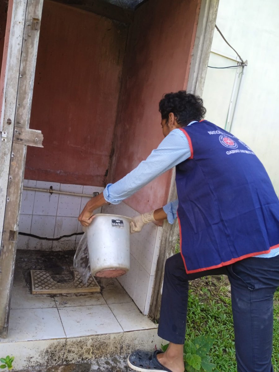 HariUnit's tweet photo. Under the #SwachhataHiSeva  campaign, Hari Gayatri Das College NSS Unit cleaned toilet &amp; Urinal in adopted village. @nss_rdguwahati @CMOfficeAssam @GUCampusNSSUnit @NssrdD https://t.co/7yVgWwTi0a