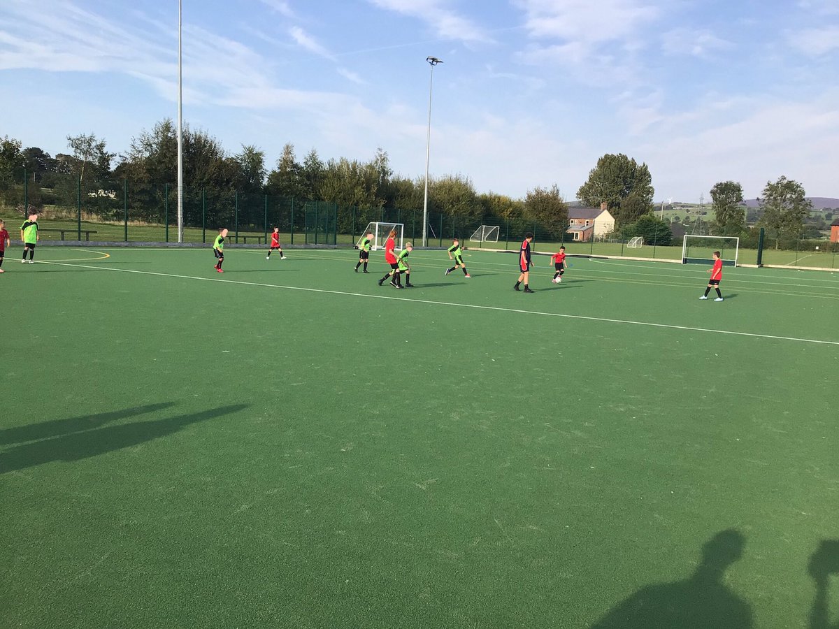 Huge congratulations to our boys’ football team who won the competition at GCA tonight! You were all superb and have improved so much. Well done! 🏆 😁