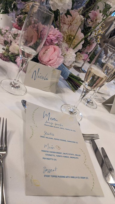 A gorgeous wedding, was blessed to be asked to do the menus &amp; placecards 🩵 https://t.co/xs07YlnidD<a href="/tag/byherhand"class="tags"><span>#byherhand</span></a><a href="/tag/handdrawnmenus"class="tags"><span>#handdrawnmenus</span></a>