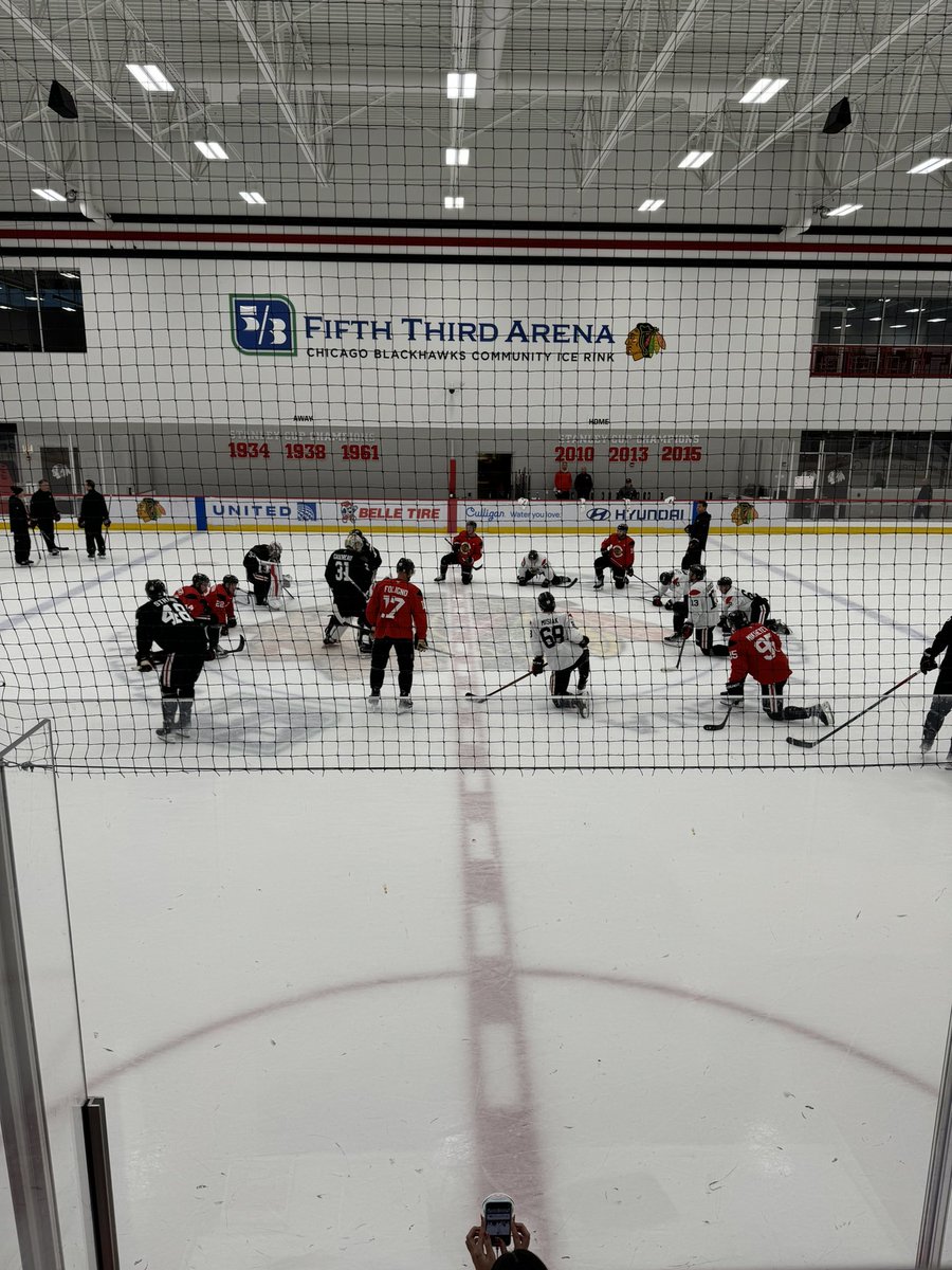 mbeyer8907's tweet photo. Daddy daughter day starting at Chicago Blackhawks training camp, which never disappoints! @NHLBlackhawks https://t.co/EuEtCJr4Ht