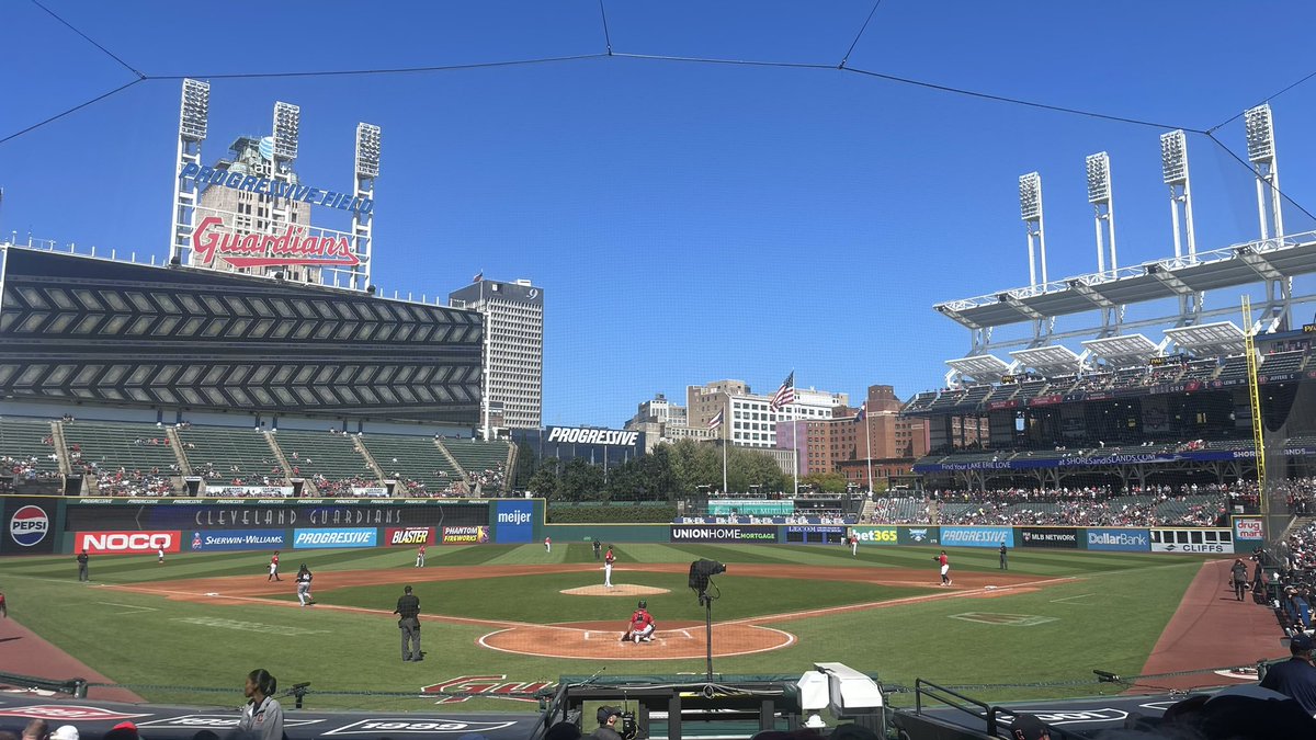 dannycameras's tweet photo. CLE vs MIN - Cantillo vs Woods-Richardson https://t.co/TwHr0hB7Pr