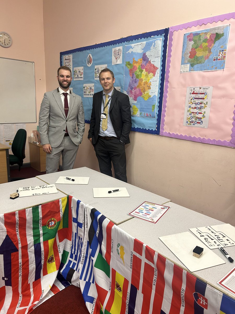 Open evening tonight - come and meet our teachers Mr. Hunt, head of Sol house and Spanish teacher, and Mr. Billyeald, Head of Lunar #MeadowParkSchool