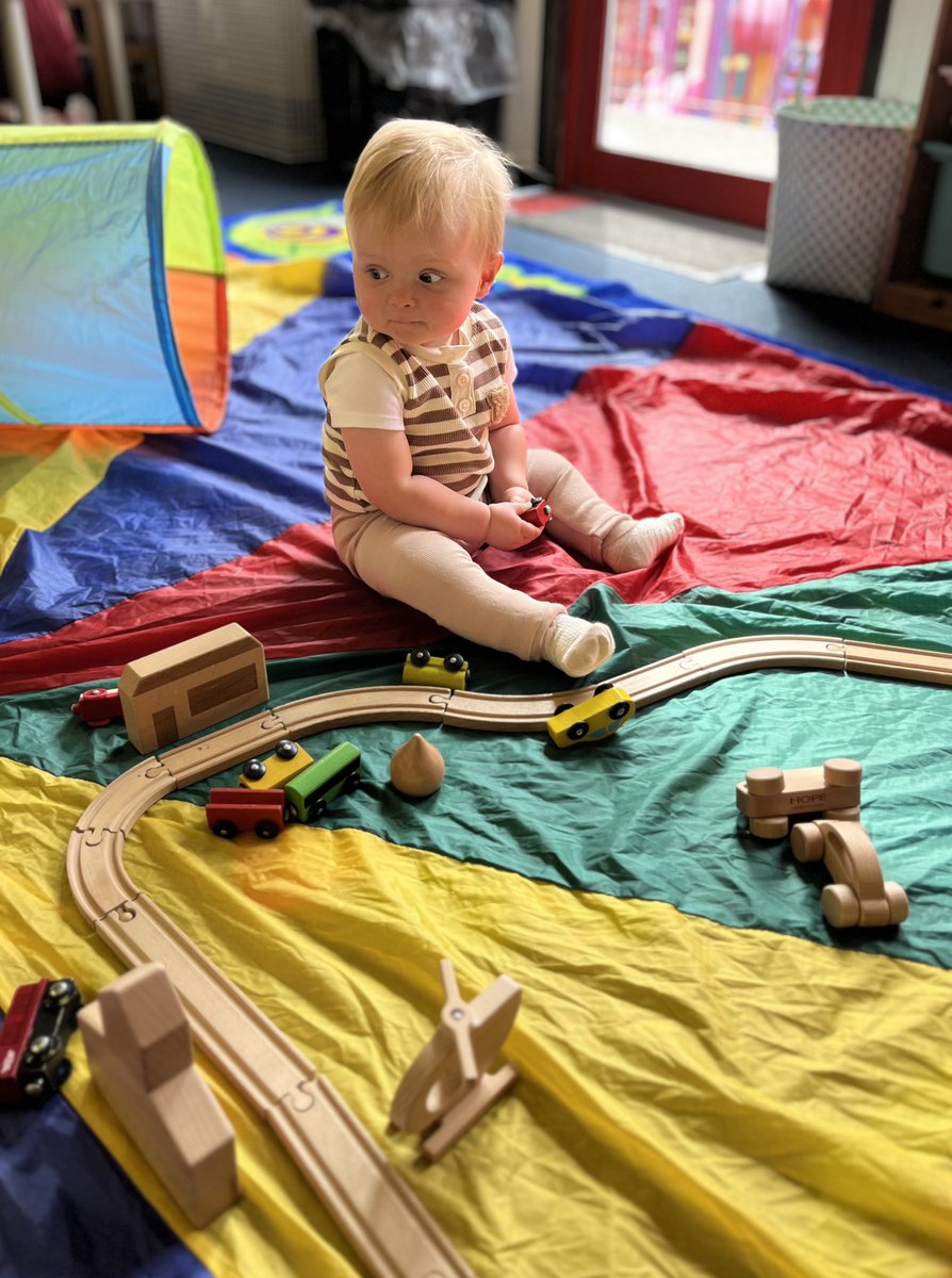 AbercarnPrimary's tweet photo. Toddler / Pre nursery sessions are held every Thursday 2pm-3pm in our school Nursery with Mrs Lewis. The sessions are FREE. Come and join us or spread the word. Call us on 01495 244566 to let us know you’re coming! https://t.co/gZhFmVxszL