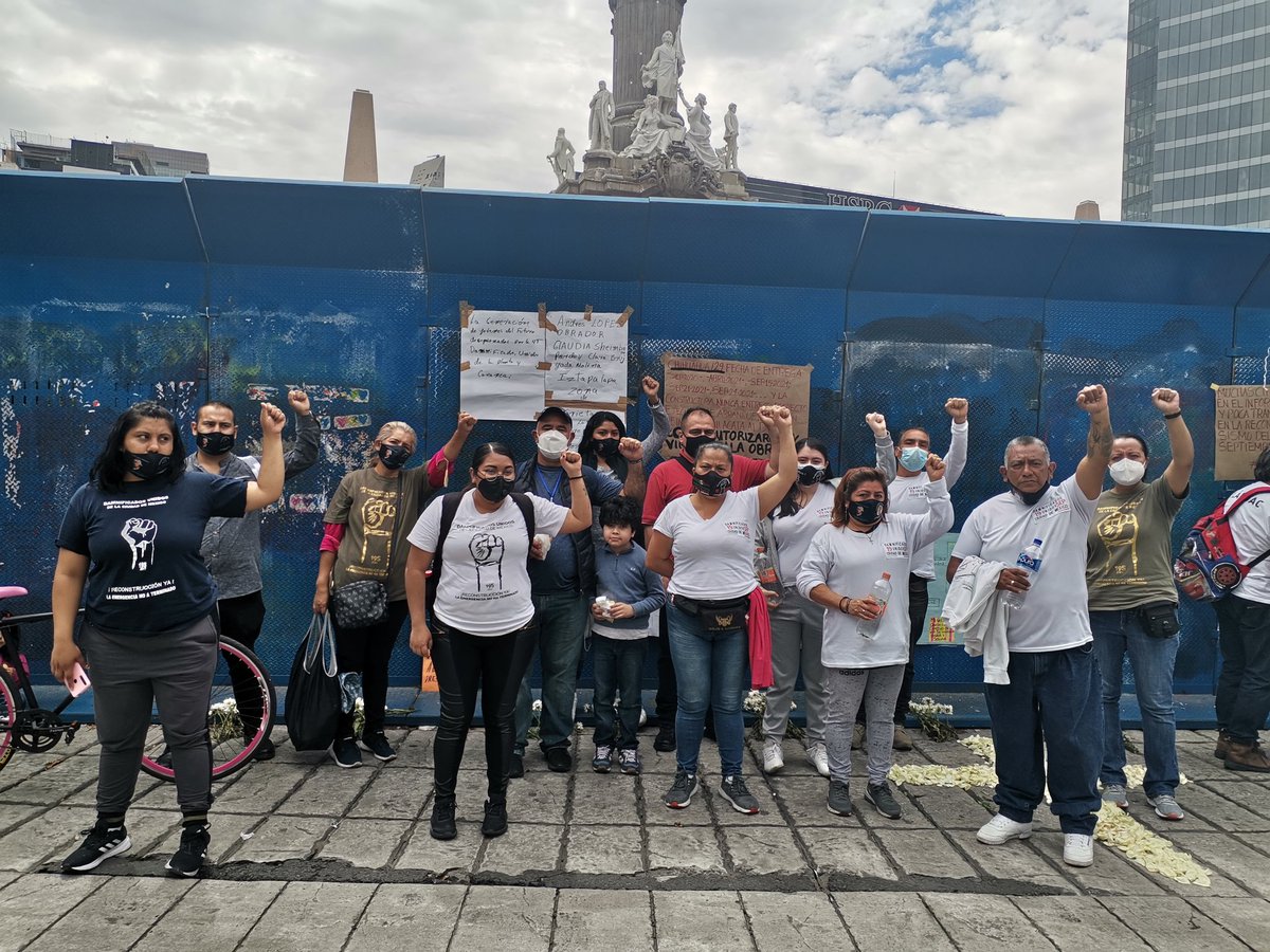 7Verdad's tweet photo. Hace 7 años en un día como hoy, muchas personas perdimos nuestro hogar, otras perdieron lo más valioso: la vida. 
Después de tanto tiempo alzando la voz y en lucha por una vivienda digna y segura, seguimos en espera de ello. 
¡19s-2017 NO SE OLVIDA! ✊ https://t.co/x9wZuAksoy