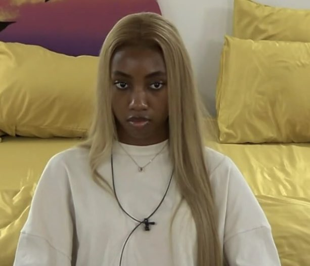 FranQ_Poet's tweet photo. 🎯😎

These 2 housemates will never give you any dragging material because of how they carry themselves.
They don't misyarn. They know when to talk, what to say, and when to mind their business.

You can only hate them for reasons known only to you. 
#BBNaija