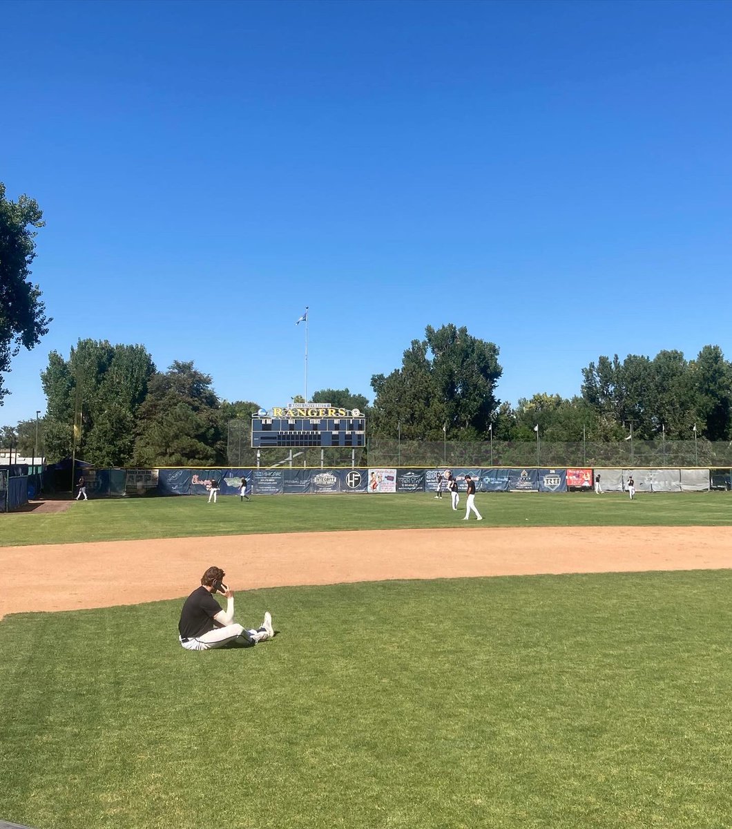 Regis University Baseball tweet media