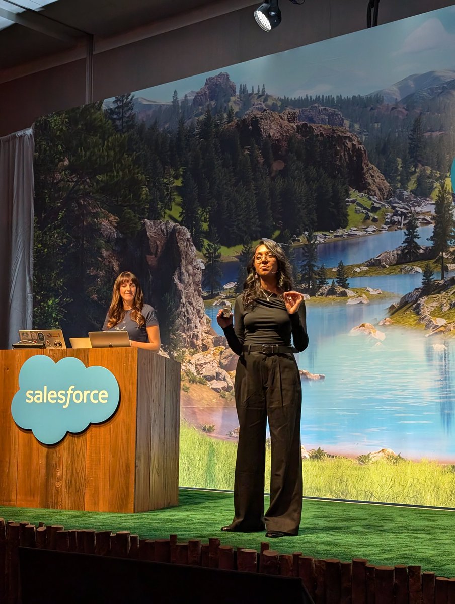 All y'all did a great job but my heroine of the day is <a href="/heyitsnanya/">Ananya</a> for her tour through the tooling updates for <a href="/SalesforceDevs/">Salesforce Developers</a>. Great stage presence and rhetoric.