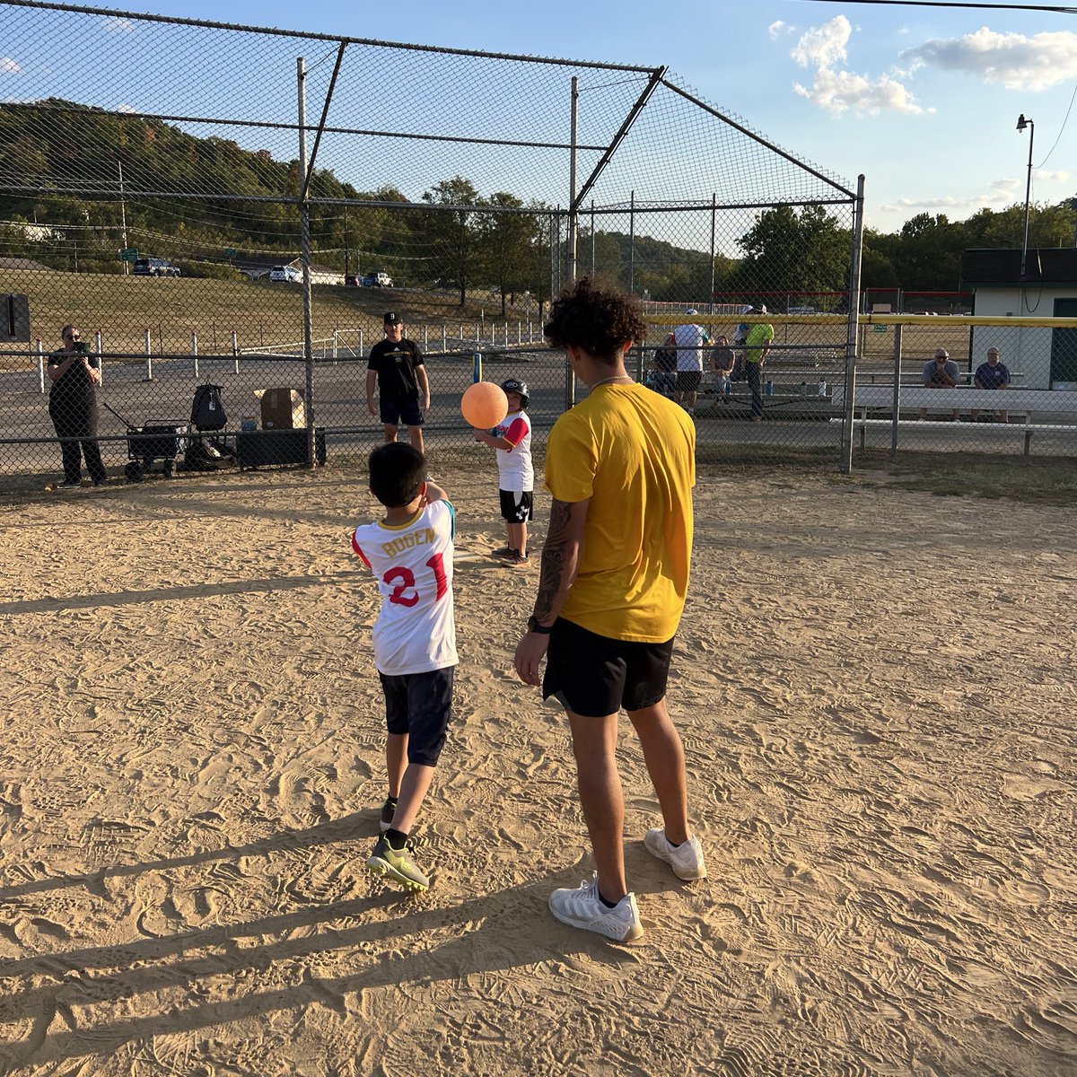 NKUNorseBSB's tweet image. The Norse are having a great time working with Bambino Buddy Ball this evening!