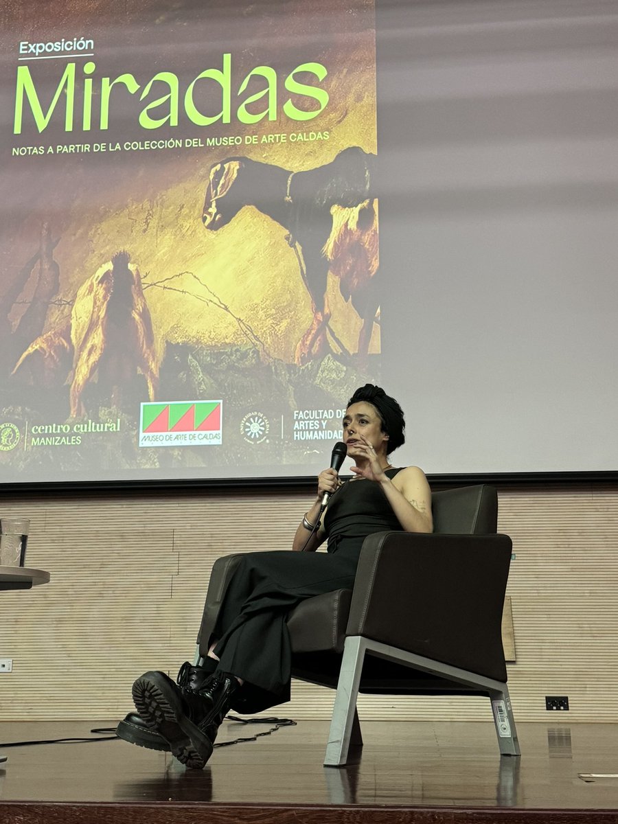 Poder conversar con las obras al día de hoy.
<a href="/unasenioramas/">Una señora desadaptada</a> curadora de Miradas.