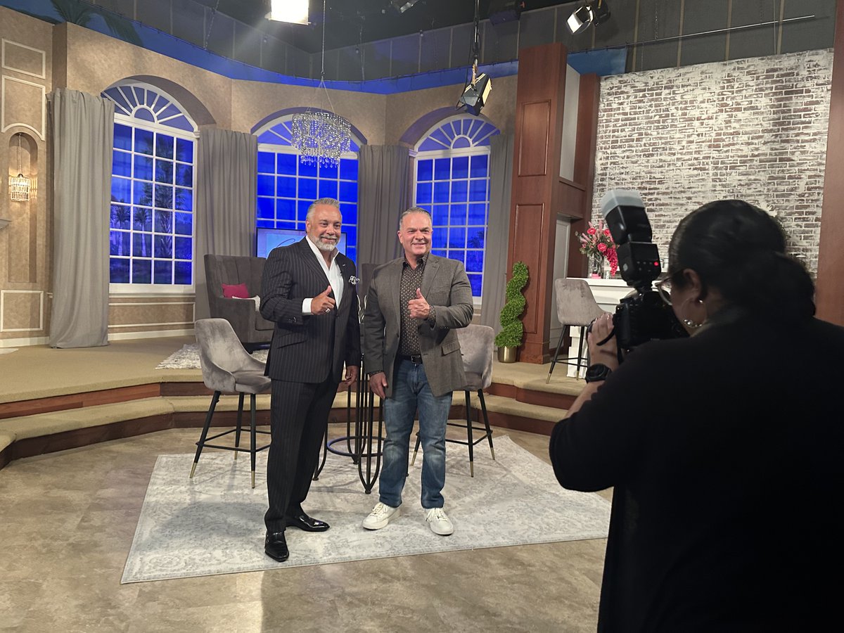 DrKeithJohnson's tweet image. Last Chance to Transform Your Career!

Don't miss out on Dr. Keith Johnson's exclusive workshop this Saturday, September 21st at 8 am EST. Limited seats available! 🚀

Register Now at GetBiggerStages.com!

#DrKeithJohnson #GetBiggerStages #Success #Speaker #Exposure