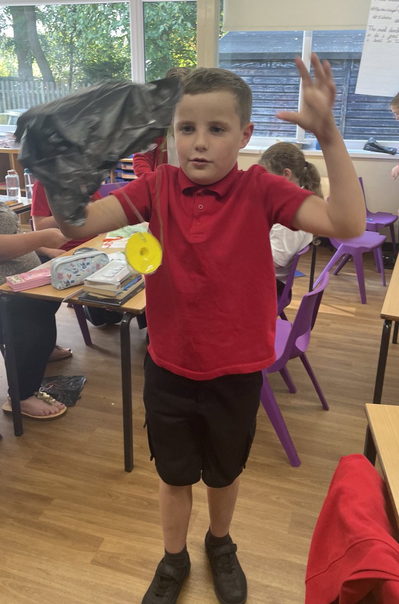 HMillSchool's tweet photo. Team 5 completed an investigation to explore  air resistance in science on Wednesday. #parachutefun https://t.co/vBmaqZKSCw
