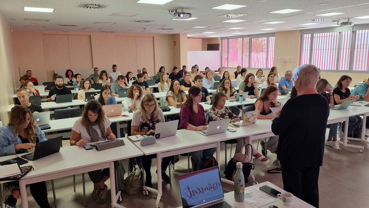 Aprendre a #comunicar en equip ja és tota una declaració d'intencions! #gràcies #intensament #escolacompromesa