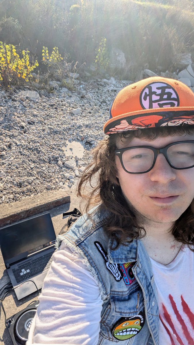 ScratchAddict98's tweet image. Everything is finished for my next album Beach Sounds coming out on the 27th. Recorded a playthrough of the album at the beach today to cap off this project that I've been working on now for most of the summer. Expect that along with a mini making of Doc on the 27th also.