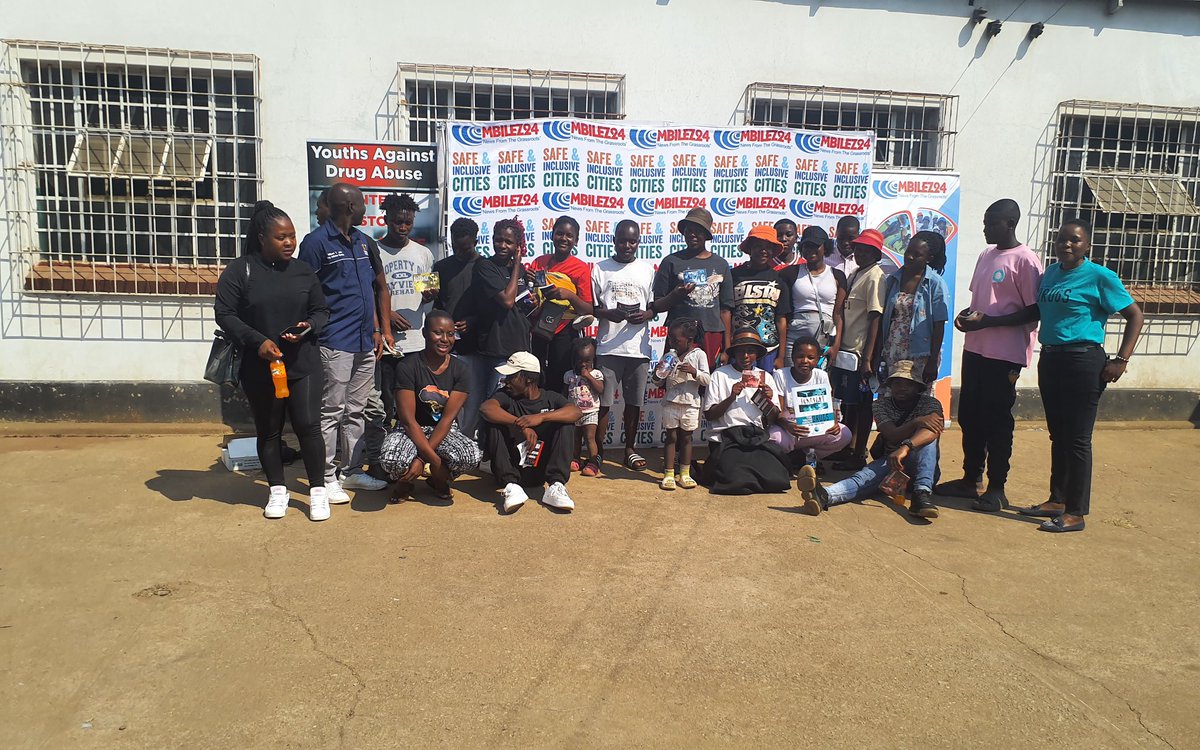 For Youths By Youths (FYBY) (@fyby09) on Twitter photo <a href="/FYBY09/">For Youths By Youths (FYBY)</a> and <a href="/mbilez24zw/">Mbilez24</a> today hosted a Drug and Substance Use Prevention training to youths from Mbare, Harare. The training managed to cover quite a number of topics like drug and substance use pillars, basic counselling skills.
#youthiesagainstdruguse
#TheTruthAboutDrugs <a href="/FYBY09/">For Youths By Youths (FYBY)</a> and <a href="/mbilez24zw/">Mbilez24</a> today hosted a Drug and Substance Use Prevention training to youths from Mbare, Harare. The training managed to cover quite a number of topics like drug and substance use pillars, basic counselling skills.
#youthiesagainstdruguse
#TheTruthAboutDrugs