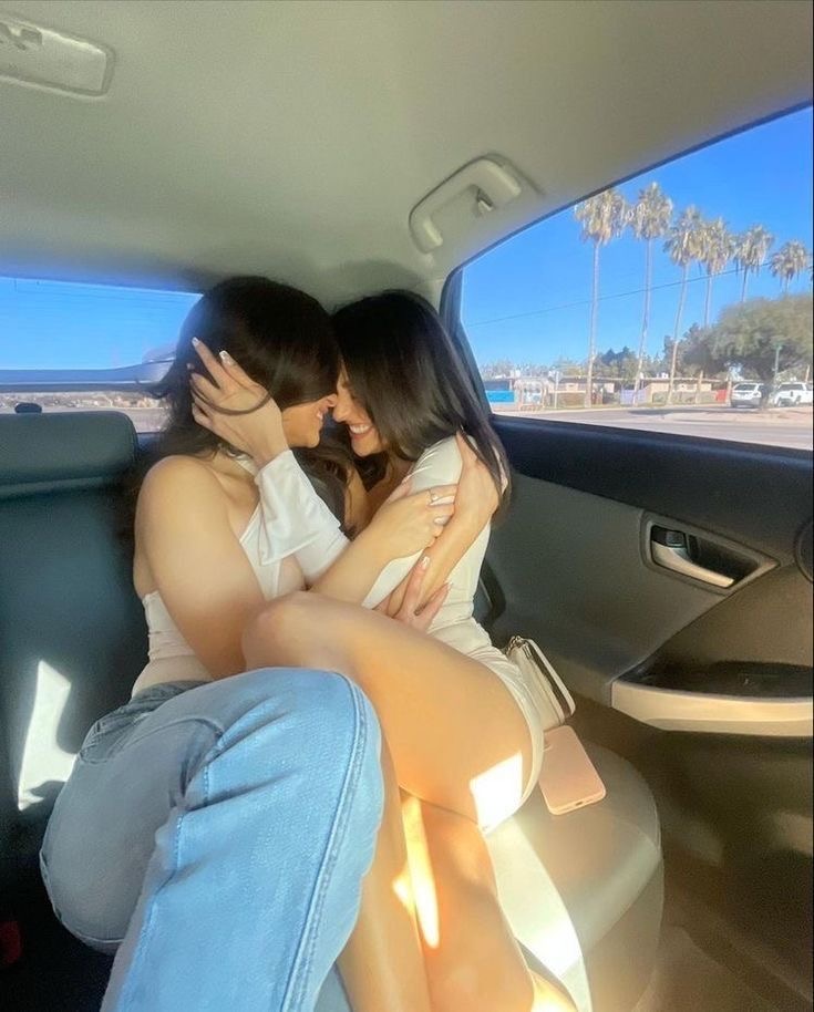 Girls__Kissing's tweet photo. Sweet Body Contact in the Car. 🚗
#GirlsKissing #Carhug #SweetTouch #IntimateRide #RomanticMoments #love #hugging #hugs https://t.co/MX4OTMcC8C
