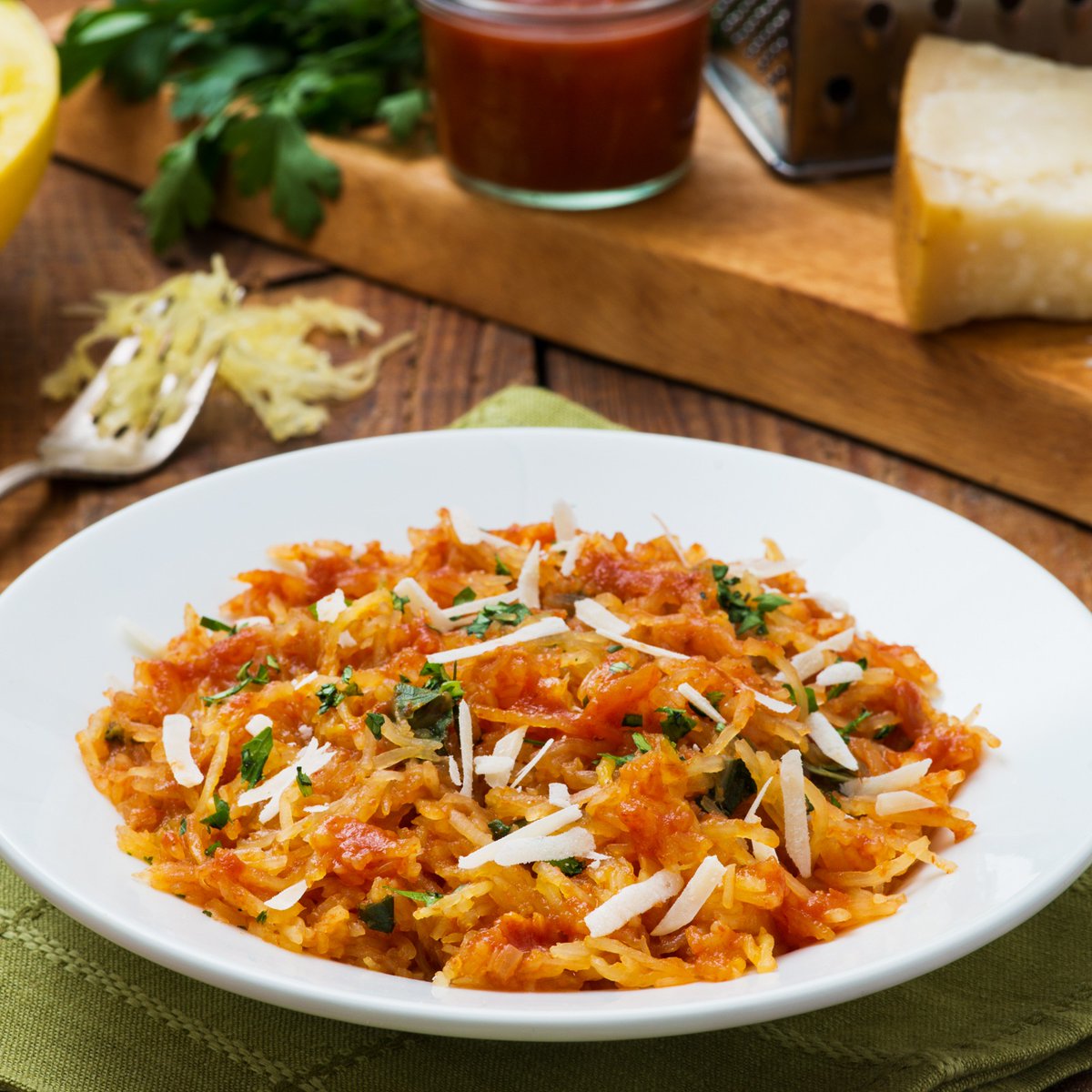A delicious twist on a classic dish? Try our Spaghetti Squash Marinara! This veggie-packed alternative is perfect for a light, comforting meal.

📍 Head to our website for the full recipe and start cooking tonight!
bit.ly/3zqhsIJ