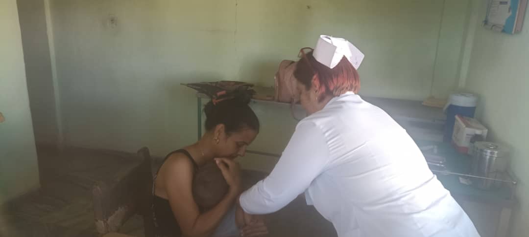 Policlínico Turcios Lima. Continua Vacunación Abdala para niños  Con 3ra dosis terminación de esquema. Consejo Popular Vizcaíno.
#CubaPorLaSalud