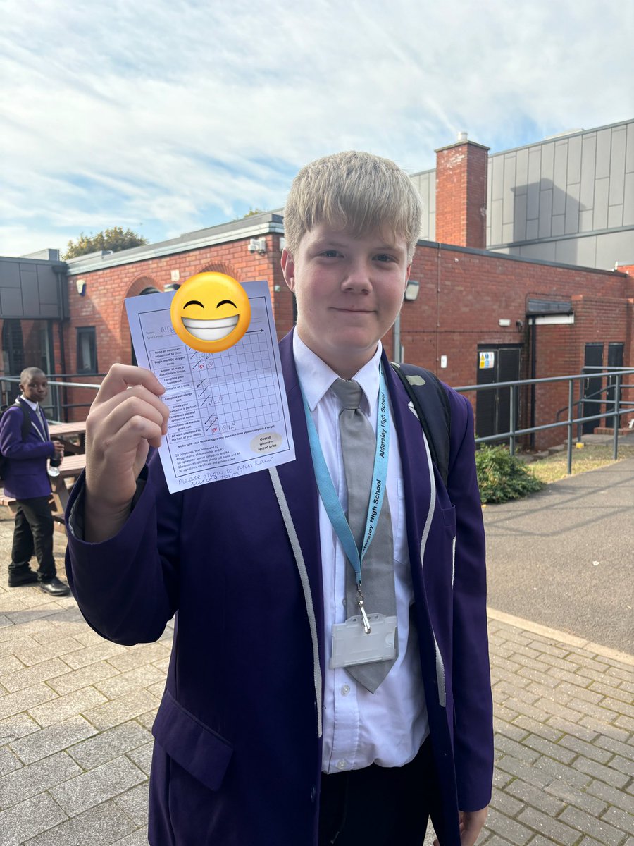 Alfie was super proud of his work today! He couldn’t wait to show off all the signatures he got on his Success Slip. Look at that big smile… 🥳 #TeamYear8