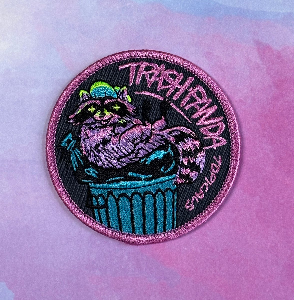 Custom_Patches's tweet image. Create colorful and cool patches! We make ordering custom patches easy 👍⁠
⁠
✅ Upload your design, or have us create it for you⁠
✅ Lowest prices guaranteed⁠
✅ High-Quality stitching &amp;amp; bright colors⁠
⁠
Visit the link in our bio to get a quote instantly.

#custompatches