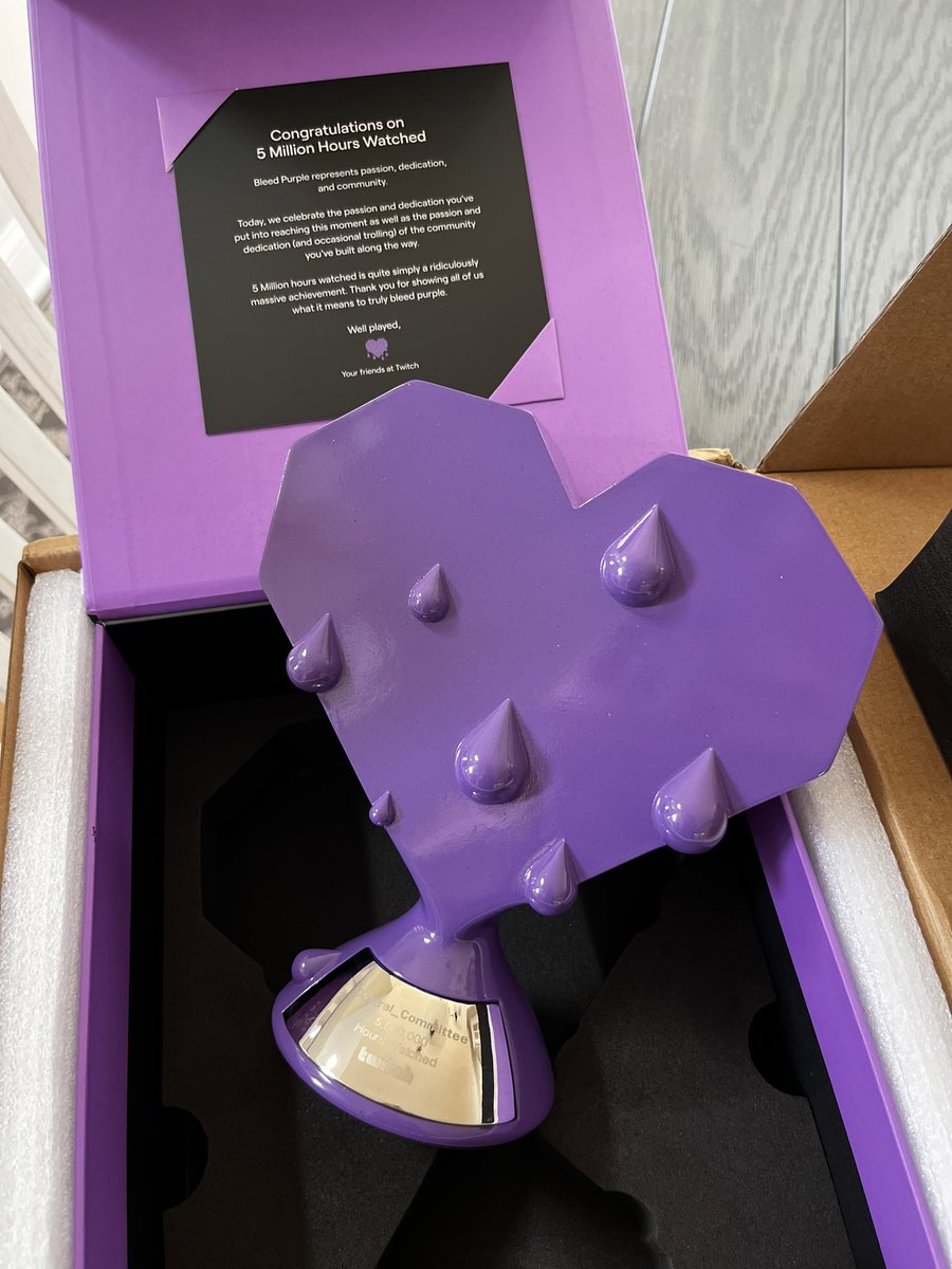 Mike_from_PA's tweet image. I got my 5 million hours watched trophy on the first day of #TwitchCon2024 #TwitchConSanDiego
LETS GOOOOOO