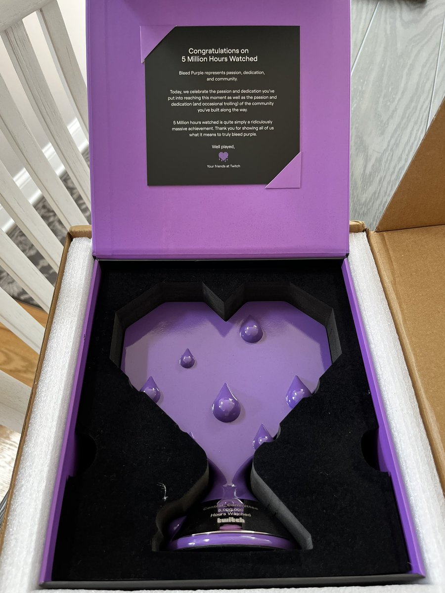 Mike_from_PA's tweet image. I got my 5 million hours watched trophy on the first day of #TwitchCon2024 #TwitchConSanDiego
LETS GOOOOOO