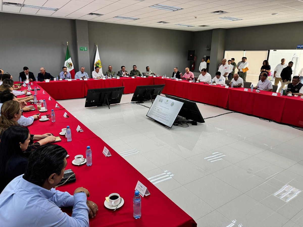 En la Mesa de Seguridad y Justicia de #Torreón. #CoahuilaPaDelante #APasosDeGigante