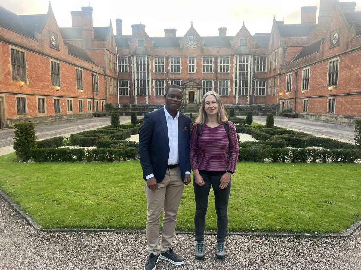 Massive thank you to <a href="/AndyDougill/">Andy Dougill</a> and <a href="/LindsayStringer/">Lindsay Stringer</a> for the positive impact on my career. Exciting presentation on urban agriculture <a href="/YESIUoY/">YESI</a>