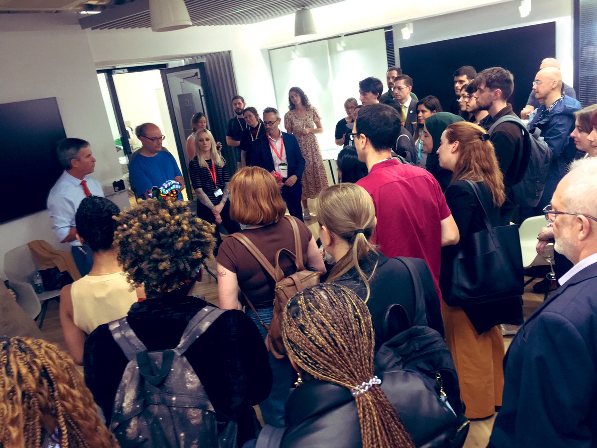 Fantastic evening welcoming our new PhD students, including those joining us in social sciences and at <a href="/CSDWestminster/">CSDWestminster</a>! Inspirations all around! ✊🏽📚🌟

@peter_bonfield <a href="/andrewrlinn/">Andrew Linn</a> <a href="/UoW_GradSchool/">UoW Graduate School</a> <a href="/uowsss/">Westminster School of Social Sciences</a> <a href="/PIRWestminster/">WestminsterPolitics&InternationalRelations</a> @miriamdwek