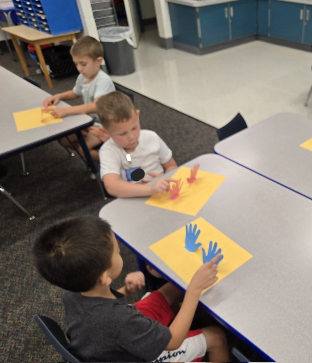 Using fingers as math tools!
<a href="/D59Byrd/">Admiral Byrd Elementary</a> <a href="/CCSD59/">CCSD59</a>