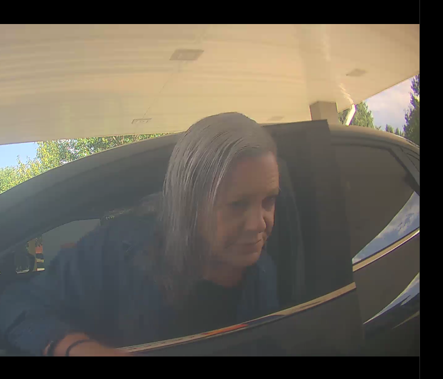 HSVPolice's tweet photo. ‼️NEED HELP IDENTIFYING‼️
The Huntsville Police Department needs the community's help in identifying the pictured individual involved in an incident on Monday, Sept. 16 around 3:00 p.m. https://t.co/yVpyQQBvvv
