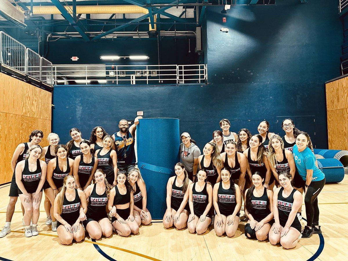 FIU Cheerleaders tweet media