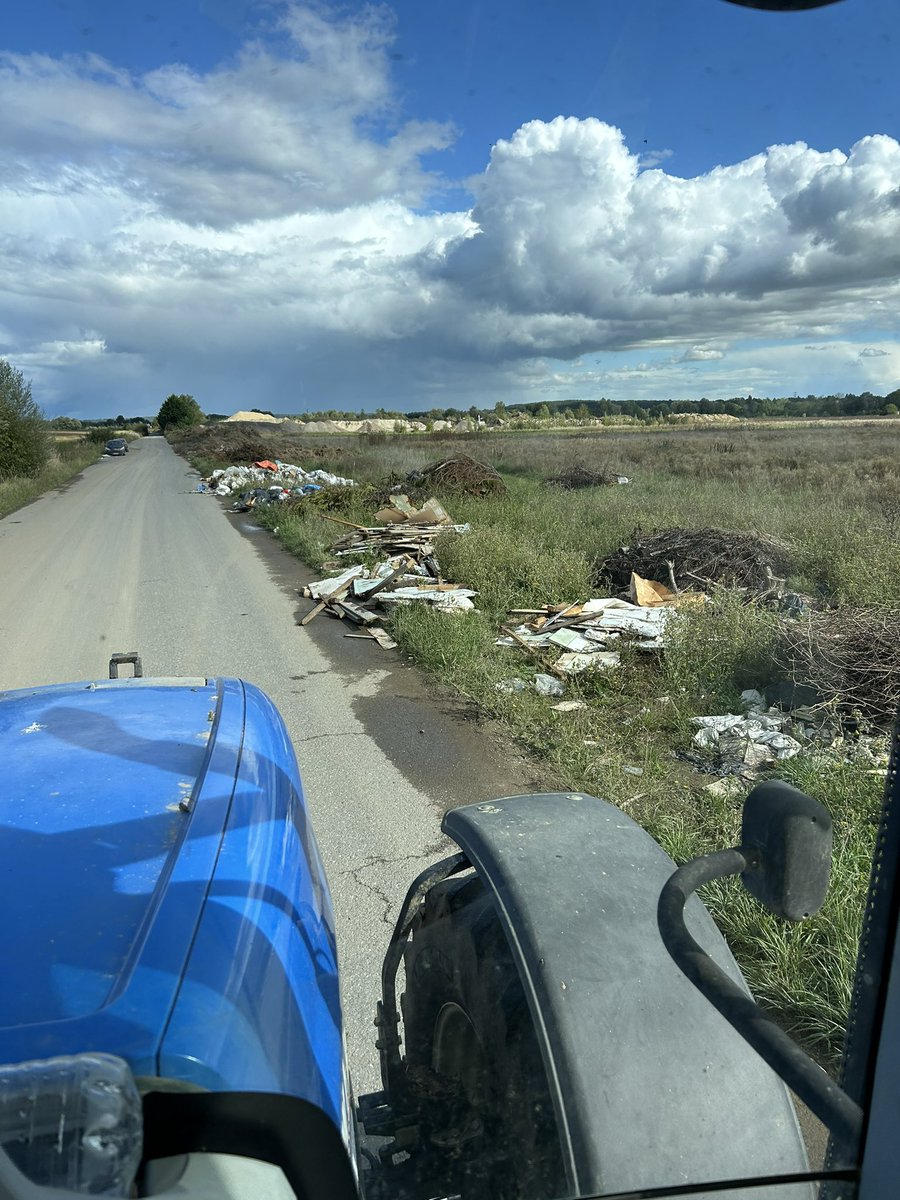 Fle_o77's tweet image. Départ des #gdv 
3 mois pour attendre leur départ. 

Le moral est au plus bas 🥺