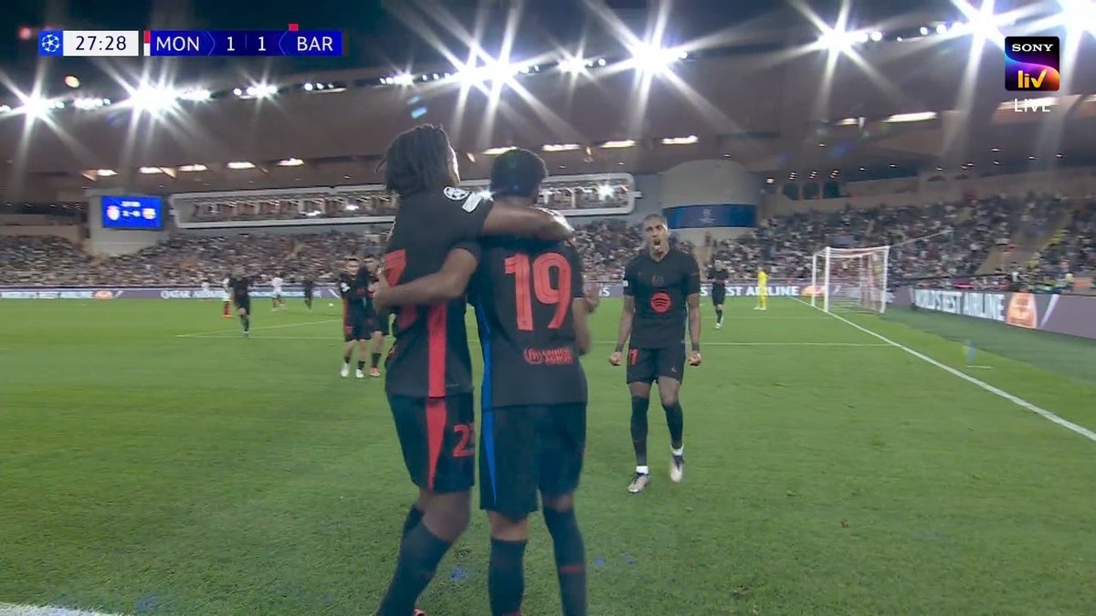 moadnanx's tweet image. 1-1 Barcelona.

LAMINE YAMAL SCORES !!!!!!!!!!! 🇪🇸🌟