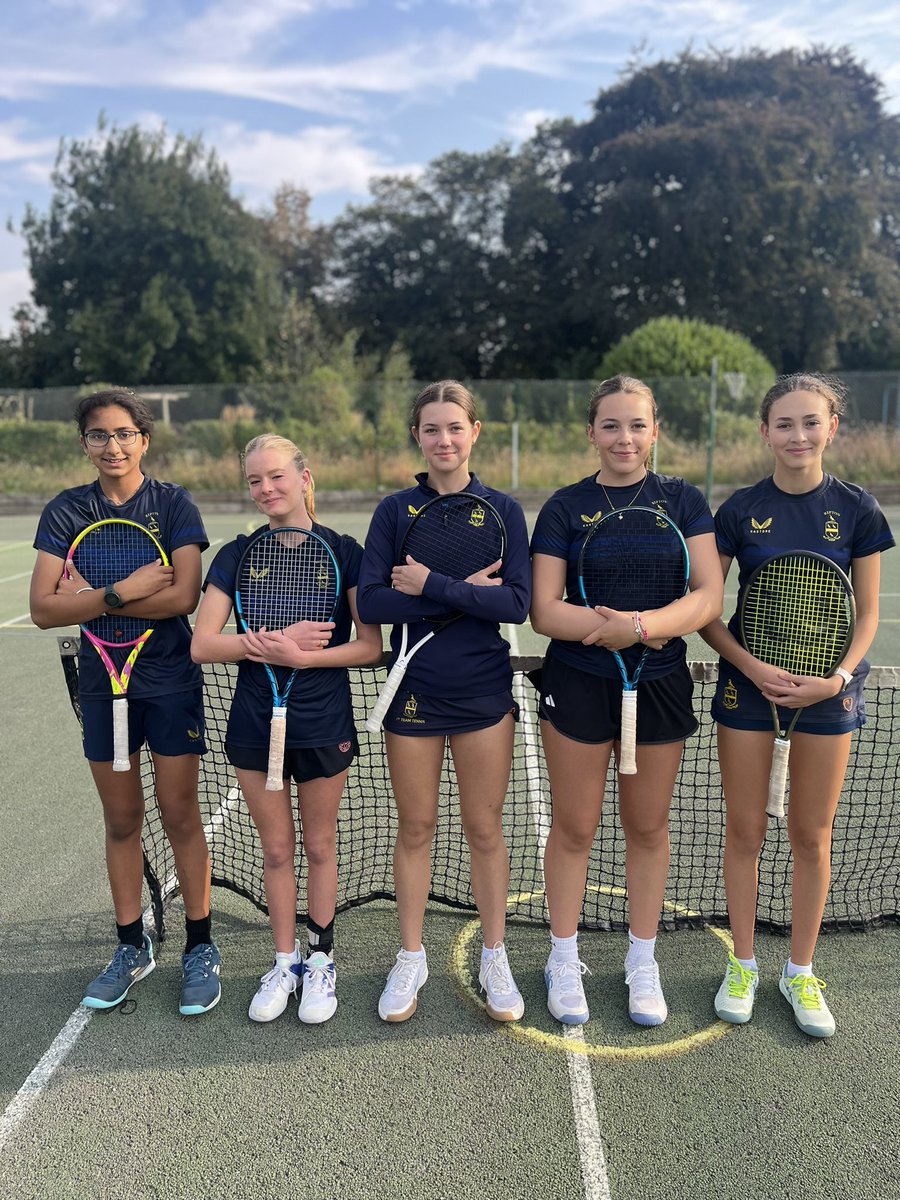 A good result for the U15 girls in their national knockout fixture today against Trent College. Well done team 👏

🔵🟡 Repton 12-0 Trent College 🔴🔵