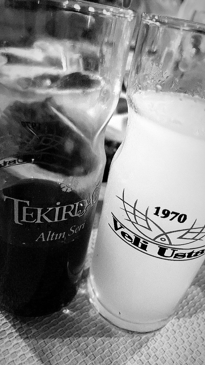 Lalesalkim's tweet photo. Bütün günahlarım arkamdan konuşanların defterine yazılsın https://t.co/xj2AxI2uIq