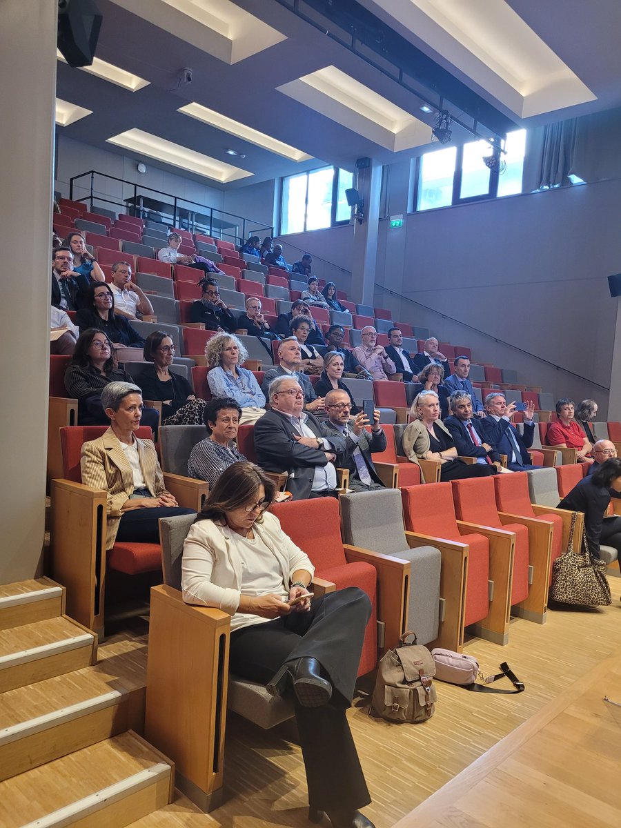 Anniversaire du lycée d'état Jean Zay. 1954-2024. L'égalité des chances au cœur du projet.  Merci monsieur Beigner, Recteur de la région académique d'Ile de France,  merci Hélène Mouchard-Zay et merci à tous de soutenir ce projet.