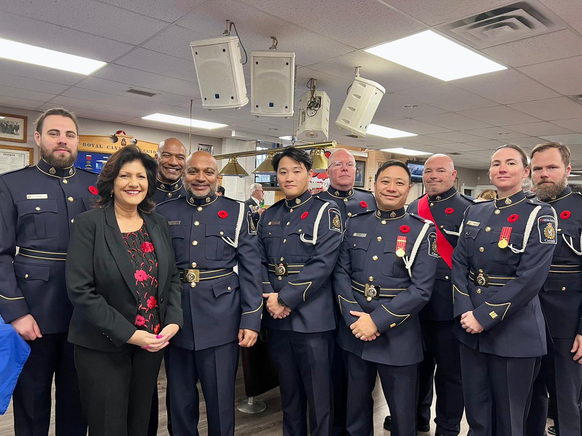 ninatangri's tweet photo. The Streetsville Legion Branch 139 has provided support and a warm welcome to veterans, their families and the community since 1925.
Thank you, Judy and @branch139, for your many years of service!
#LegionWeek https://t.co/bKcFLKNalW