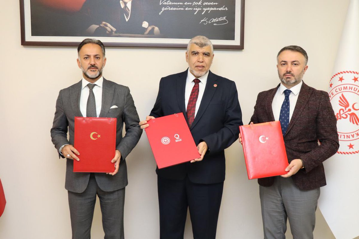 06 Şubat 2023 tarihli Kahramanmaraş merkezli 11 ilimizi etkileyen deprem bölgesindeki sağlık yatırımlarımıza ilaveten, “Aile Sağlığı Merkezi Projeleri”mize katkı sağlamak üzere Katar Vakfı ile ortak işbirliği protokolü imzaladık.