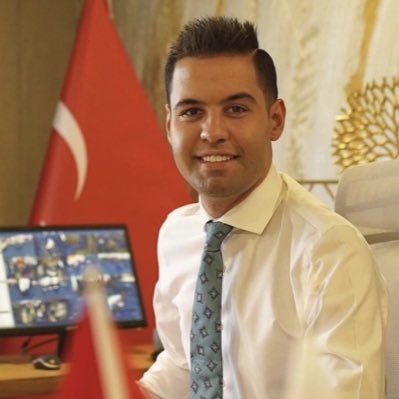 YOUREYEAI's tweet photo. #YeniProfilResmi https://t.co/1nOHO4tgsq